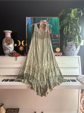 Penningtons Sage Green Boho Lace Handkerchief Midi Dress Plus Size Sleeveless